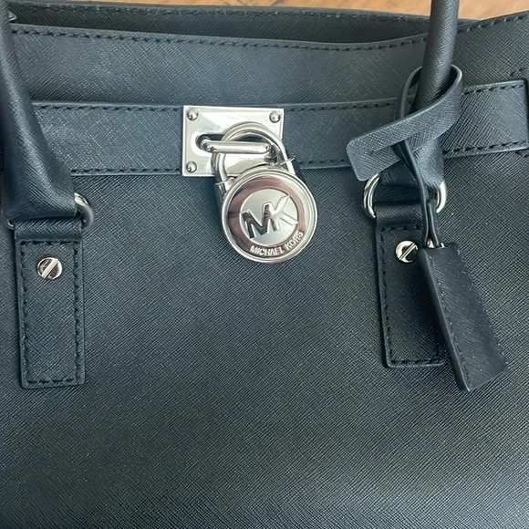 Michael Kors Hamilton satchel - Picture 7 of 9